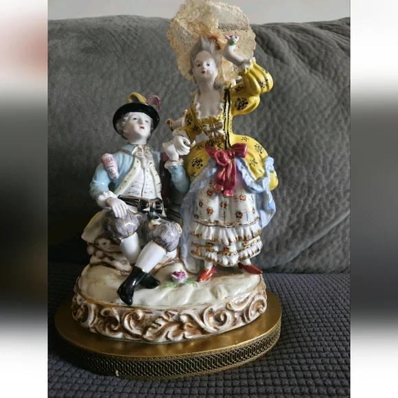 Vintage Dresden Style Romantic French Couple Figurine Large 11 x 8.1/4
